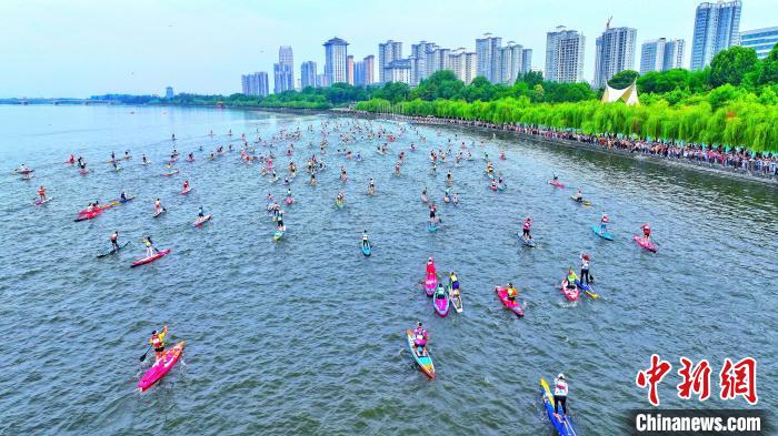 2024年中国桨板超级联赛汉中站开赛，700余名选手