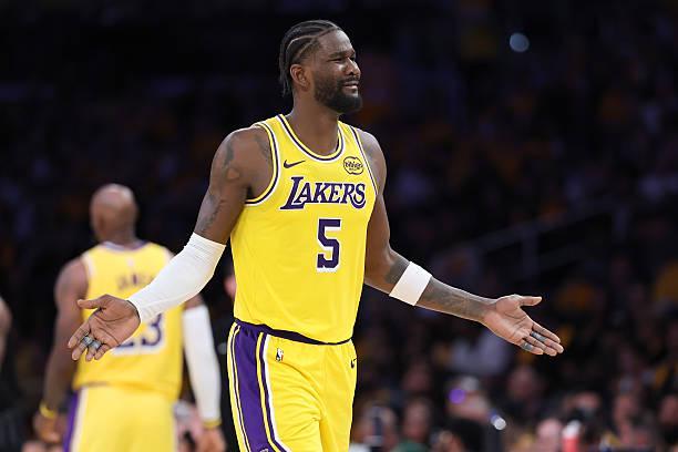 湖人季后赛首战大胜火箭 艾顿两双引领攻防逆转