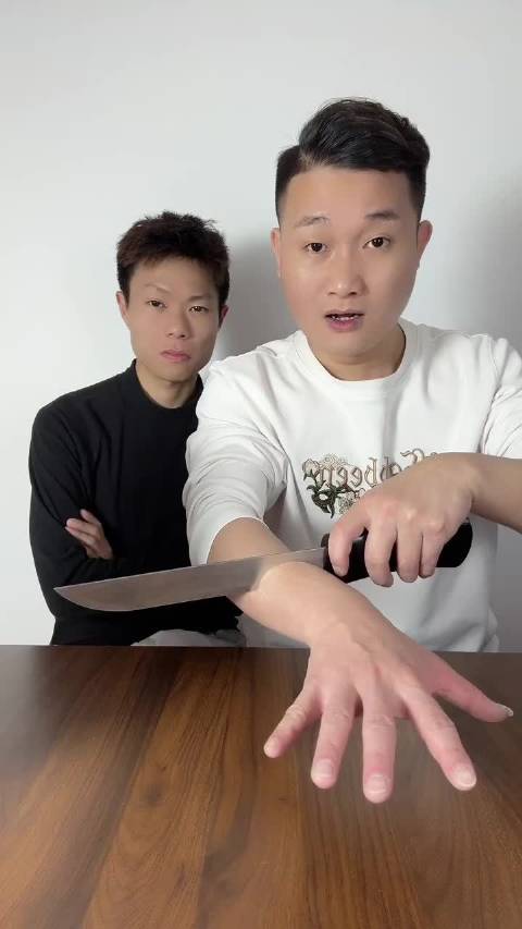 魔术队主帅力挺卢卡冲击MVP 詹姆斯复出助湖人豪